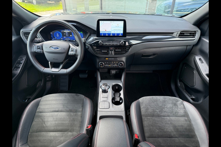Ford Kuga 2.5 PHEV ST-Line X - Automaat - Navi - E.Trekhaak - Winterpakket