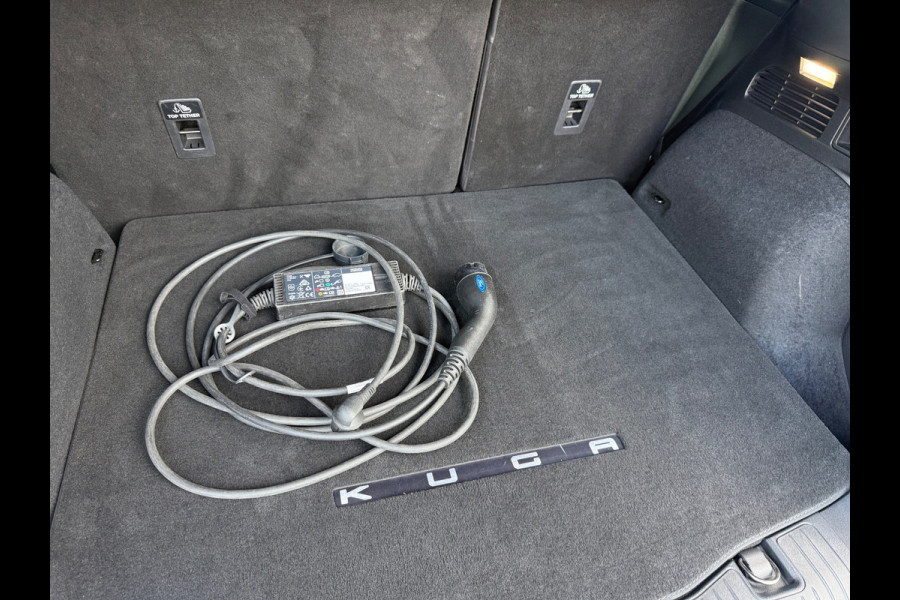 Ford Kuga 2.5 PHEV ST-Line X - Automaat - Navi - E.Trekhaak - Winterpakket