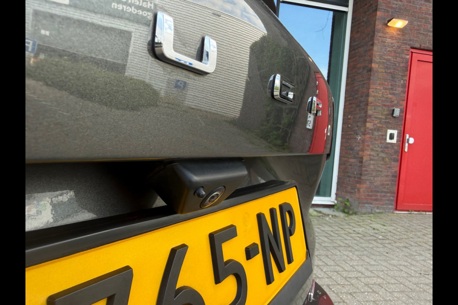 Ford Kuga 2.5 PHEV ST-Line X - Automaat - Navi - E.Trekhaak - Winterpakket