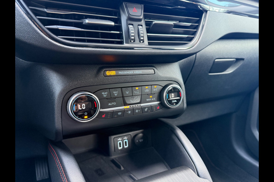 Ford Kuga 2.5 PHEV ST-Line X - Automaat - Navi - E.Trekhaak - Winterpakket