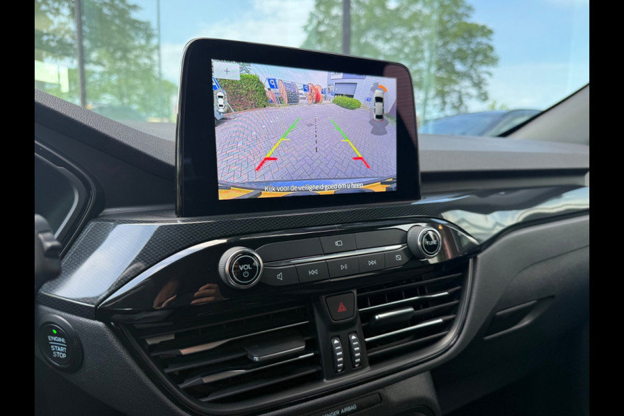 Ford Kuga 2.5 PHEV ST-Line X - Automaat - Navi - E.Trekhaak - Winterpakket