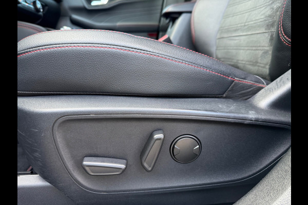 Ford Kuga 2.5 PHEV ST-Line X - Automaat - Navi - E.Trekhaak - Winterpakket