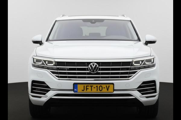 Volkswagen Touareg 3.0 TSi eHybrid ATMOSPHERE 4MOTION TREKHAAK/HEAD-UP/PANORAMADAK