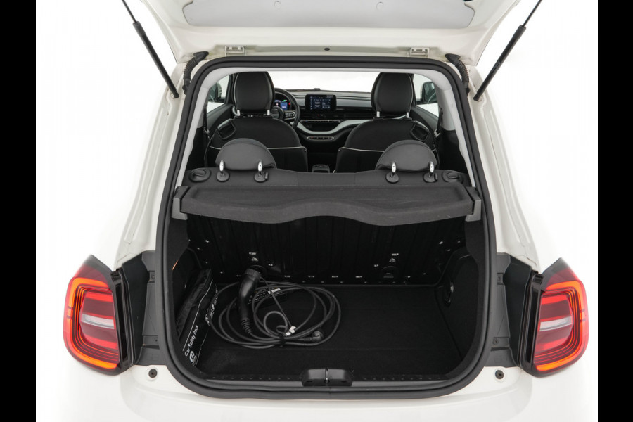 Fiat 500 Action 24 kWh [ 3-Fase ] {SOH-90%} (INCL.BTW) *CARPLAY | DIGI-COCKPIT | DAB | COMFORT-SEATS | ECC | CRUISE*