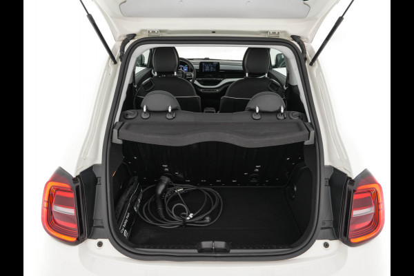 Fiat 500 Action 24 kWh [ 3-Fase ] {SOH-90%} (INCL.BTW) *CARPLAY | DIGI-COCKPIT | DAB | COMFORT-SEATS | ECC | CRUISE*
