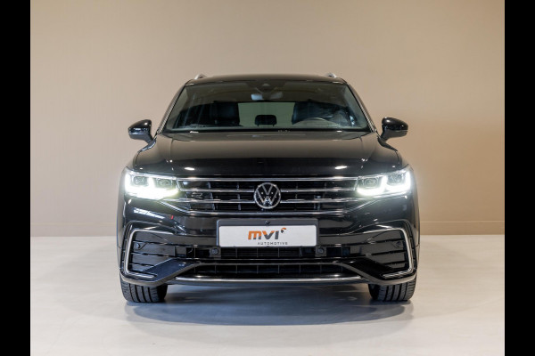 Volkswagen Tiguan 1.5 TSI 2x R-Line / 150pk / Panorama dak / Rondomzicht camera / Leder /