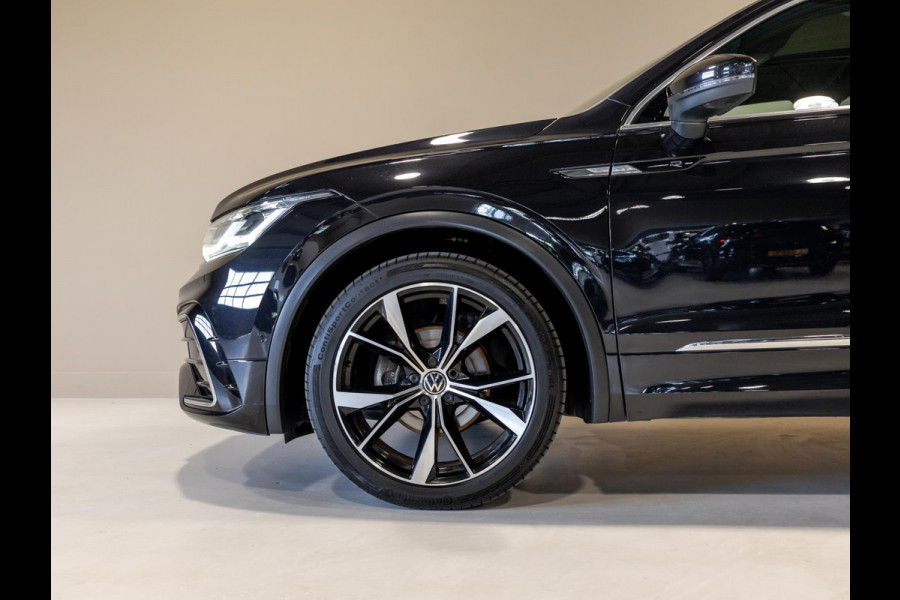 Volkswagen Tiguan 1.5 TSI 2x R-Line / 150pk / Panorama dak / Rondomzicht camera / Leder /