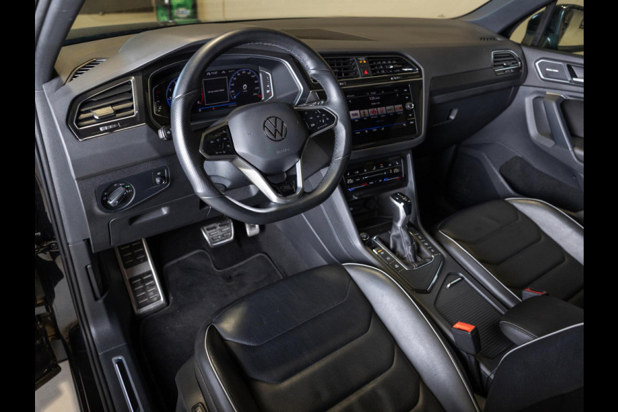 Volkswagen Tiguan 1.5 TSI 2x R-Line / 150pk / Panorama dak / Rondomzicht camera / Leder /