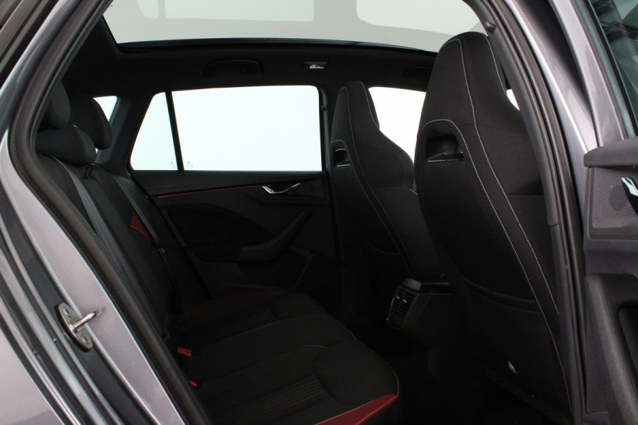Škoda Kamiq 1.0 TSI Monte Carlo > Automaat/Camera/Trekhaak/Panorama dak