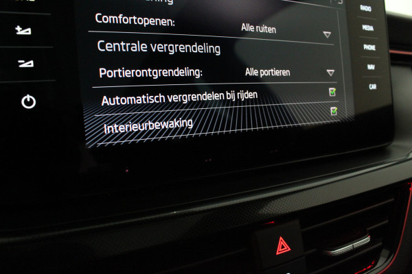 Škoda Kamiq 1.0 TSI Monte Carlo > Automaat/Camera/Trekhaak/Panorama dak