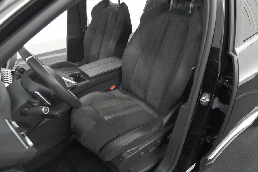Peugeot 5008 1.6 PureTech 180 EAT8 GT Pack | COMPLEET! | Schuif-/Kanteldak | 360 Camera | Trekhaak | Focal Premium Audio