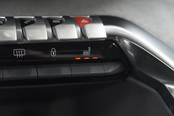 Peugeot 5008 1.6 PureTech 180 EAT8 GT Pack | COMPLEET! | Schuif-/Kanteldak | 360 Camera | Trekhaak | Focal Premium Audio