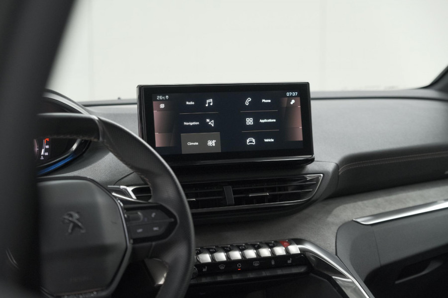 Peugeot 5008 1.6 PureTech 180 EAT8 GT Pack | COMPLEET! | Schuif-/Kanteldak | 360 Camera | Trekhaak | Focal Premium Audio