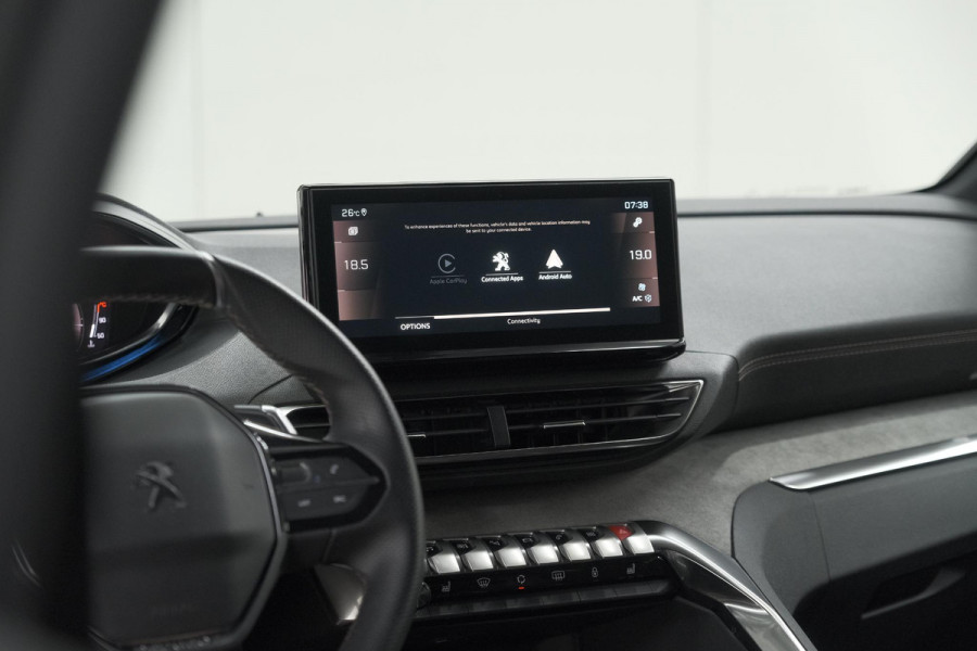 Peugeot 5008 1.6 PureTech 180 EAT8 GT Pack | COMPLEET! | Schuif-/Kanteldak | 360 Camera | Trekhaak | Focal Premium Audio