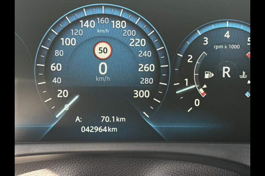 Jaguar F-Pace 2.0 Portfolio AWD AUTOMAAT / R Sport / Panorama Dak / Camera / 42000 KM  / 1 e eig