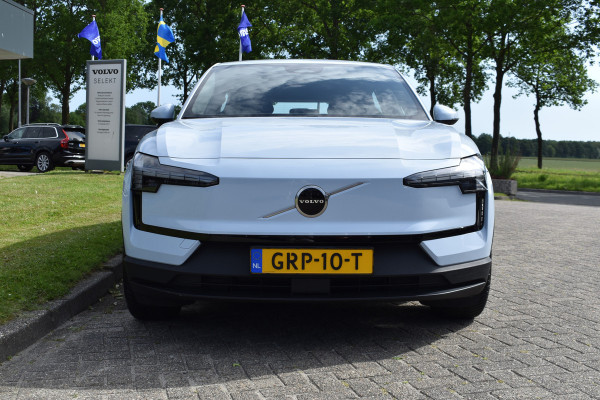 Volvo EX30 Extended Range 272PK Core 69 kWh | All season | Stoelverwarming | Stuurverwarming | ACC | Blis