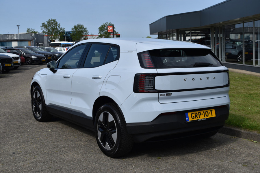 Volvo EX30 Extended Range 272PK Core 69 kWh | All season | Stoelverwarming | Stuurverwarming | ACC | Blis