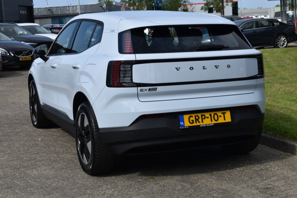 Volvo EX30 Extended Range 272PK Core 69 kWh | All season | Stoelverwarming | Stuurverwarming | ACC | Blis