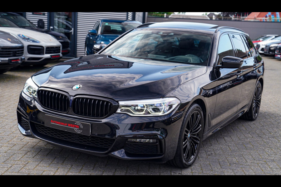 BMW 5 Serie Touring 520i High Executive | M-Pakket | Harman/Kardon | Panorama | Camera | Head up Display | LED | Trekhaak |