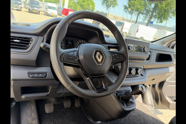 Renault Trafic 2.0 dCi 130pk T29 L2H1 DC 5 persoons Comfort / vaste prijs rijklaar € 19.950 ex btw / lease vanaf € 336 / donker grijs metallic / airco / cruise / trekhaak / euro 6 / bpm vrij !