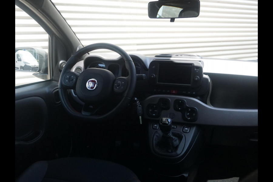 Fiat Panda 1.0 Hybrid Sport Carplay | Parkeersensoren