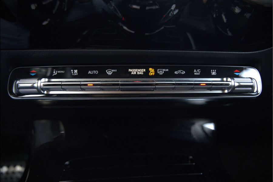 Mercedes-Benz CLA-Klasse Shooting Brake 250 e Business Solution AMG Limited | Stoelverwarming | Parkeersensoren | Navigatie | Cruise Control | Keyless | Ambiance Verlichting | Climate Control