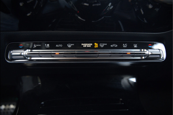 Mercedes-Benz CLA-Klasse Shooting Brake 250 e Business Solution AMG Limited | Stoelverwarming | Parkeersensoren | Navigatie | Cruise Control | Keyless | Ambiance Verlichting | Climate Control