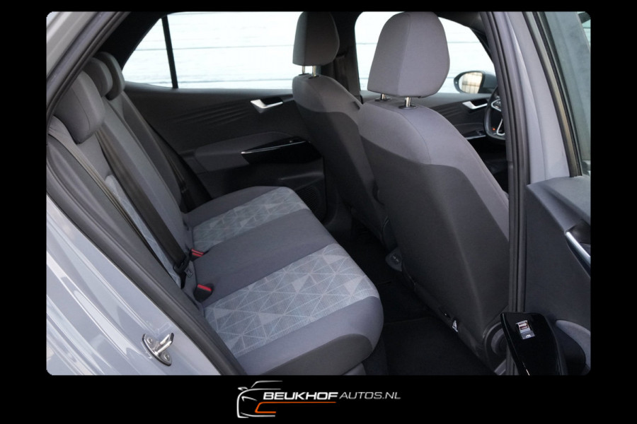 Volkswagen ID.3 Life 58 kWh Nardo Grey Adapt Cruise Soh92.5%