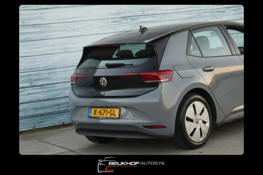 Volkswagen ID.3 Life 58 kWh Nardo Grey Adapt Cruise Soh92.5%