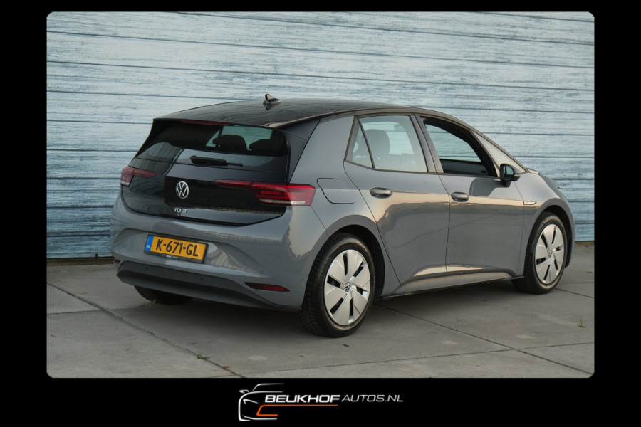 Volkswagen ID.3 Life 58 kWh Nardo Grey Adapt Cruise Soh92.5%