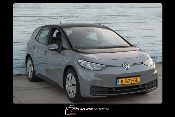 Volkswagen ID.3 Life 58 kWh Nardo Grey Adapt Cruise Soh92.5%