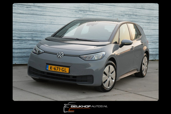 Volkswagen ID.3 Life 58 kWh Nardo Grey Adapt Cruise Soh92.5%