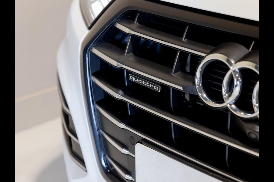 Audi Q5 55 TFSI e quattro 2x S-Line / 367pk / Trekhaak / B&O / Rondomzicht camera / Dodehoek herkenning /