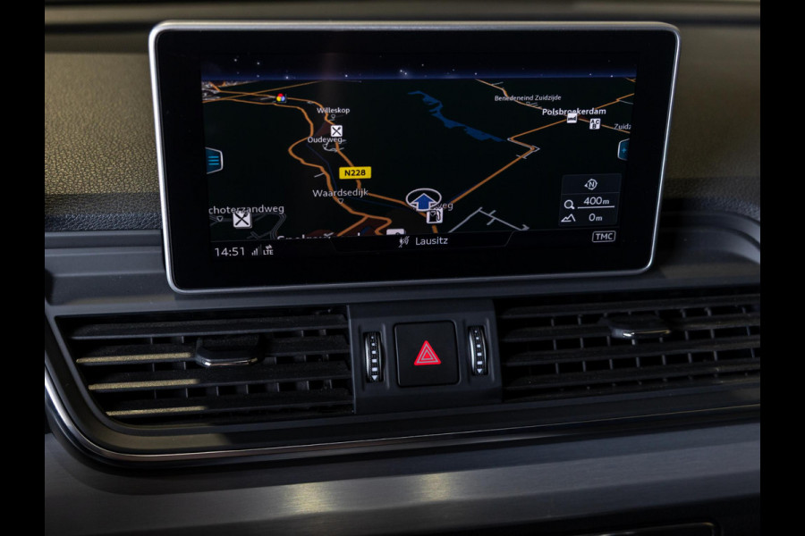 Audi Q5 55 TFSI e quattro 2x S-Line / 367pk / Trekhaak / B&O / Rondomzicht camera / Dodehoek herkenning /