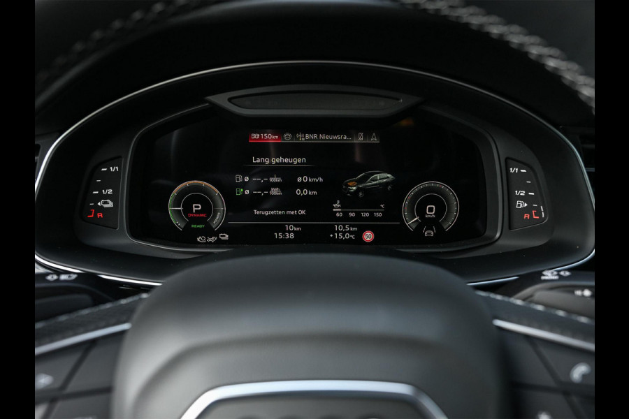 Audi Q8 60 TFSI e quattro Pro Line S Competition | Audi exclusive | 5 jaar garantie | Panoramadak | Massage stoelen | 4 Wiel besturing | Soft-close | Elektr. Trekhaak | Achterasbesturing | Oled achterlichten