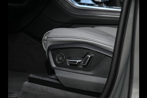 Audi Q8 60 TFSI e quattro Pro Line S Competition | Audi exclusive | 5 jaar garantie | Panoramadak | Massage stoelen | 4 Wiel besturing | Soft-close | Elektr. Trekhaak | Achterasbesturing | Oled achterlichten