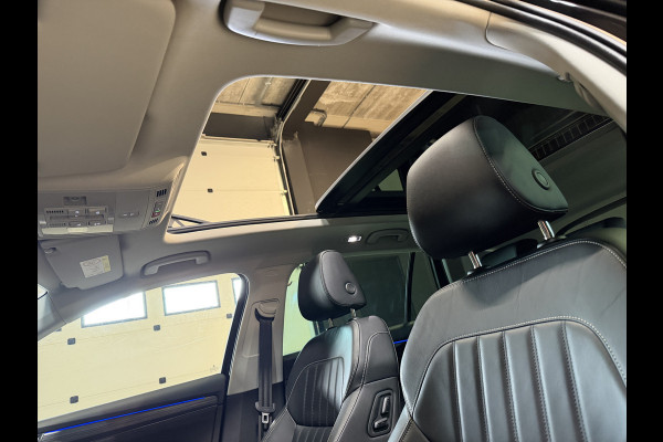 Škoda Superb Combi 1.5 TSI ACT Business Edition Plus | Panoramadak | Leder | Trekhaak | Carplay | Sfeerverlichting | Full LED