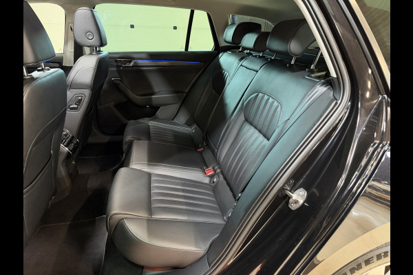 Škoda Superb Combi 1.5 TSI ACT Business Edition Plus | Panoramadak | Leder | Trekhaak | Carplay | Sfeerverlichting | Full LED