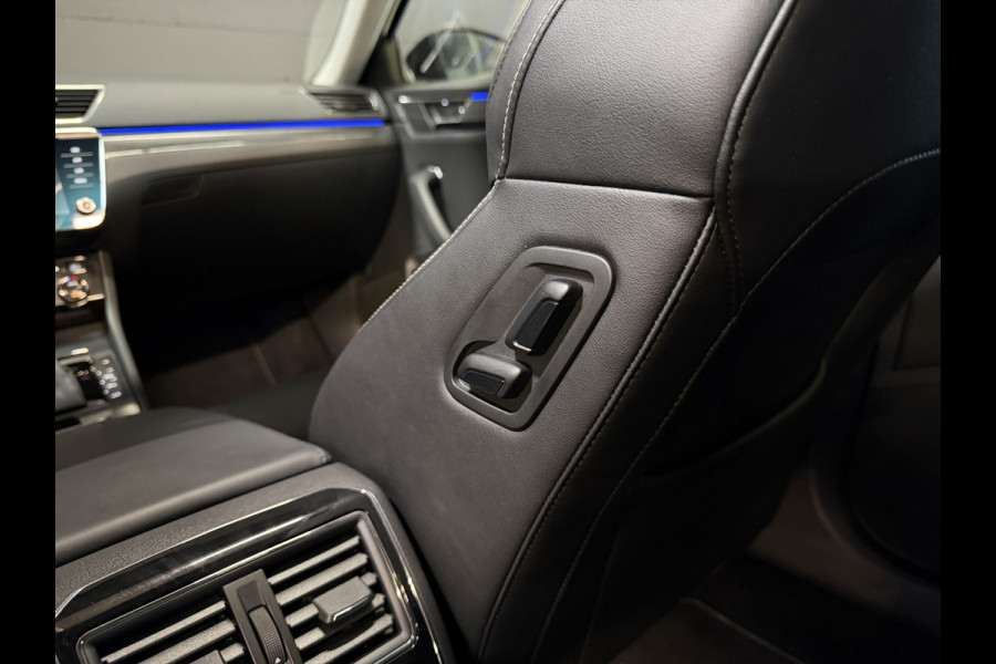 Škoda Superb Combi 1.5 TSI ACT Business Edition Plus | Panoramadak | Leder | Trekhaak | Carplay | Sfeerverlichting | Full LED