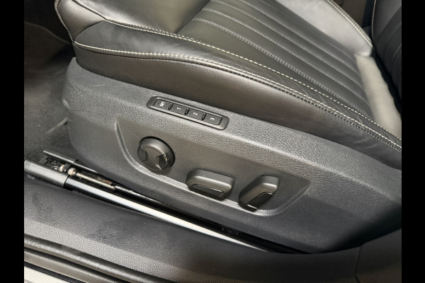 Škoda Superb Combi 1.5 TSI ACT Business Edition Plus | Panoramadak | Leder | Trekhaak | Carplay | Sfeerverlichting | Full LED