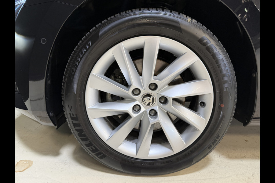 Škoda Superb Combi 1.5 TSI ACT Business Edition Plus | Panoramadak | Leder | Trekhaak | Carplay | Sfeerverlichting | Full LED
