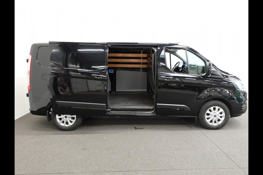 Ford Transit Custom 300 2.0 TDCI L2H1 Trend Automaat Airco Navigatie Cruisecontrol Camera Parkeersensoren