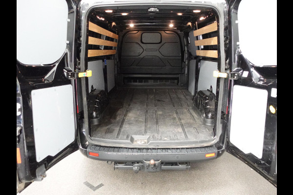 Ford Transit Custom 300 2.0 TDCI L2H1 Trend Automaat Airco Navigatie Cruisecontrol Camera Parkeersensoren