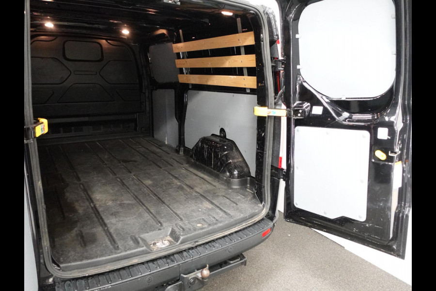 Ford Transit Custom 300 2.0 TDCI L2H1 Trend Automaat Airco Navigatie Cruisecontrol Camera Parkeersensoren