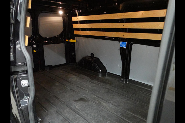 Ford Transit Custom 300 2.0 TDCI L2H1 Trend Automaat Airco Navigatie Cruisecontrol Camera Parkeersensoren
