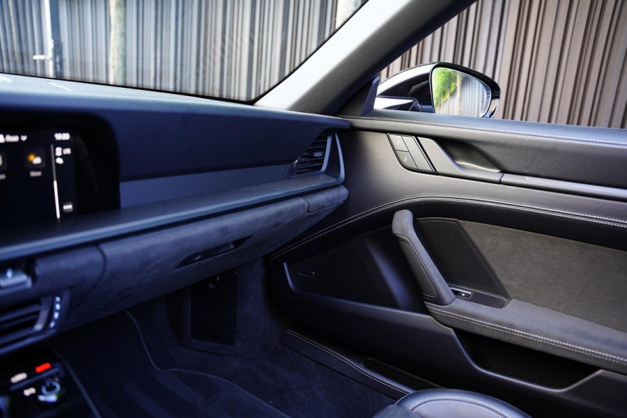 Porsche 911 992 Cabriolet 3.0 Carrera 4 GTS New Service / NL-Auto / Sport Design / Lifting / Sportuitlaat