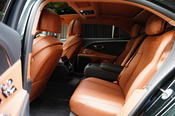 Bentley Flying Spur 2.9 V6 Hybrid Azure GERESERVEERD