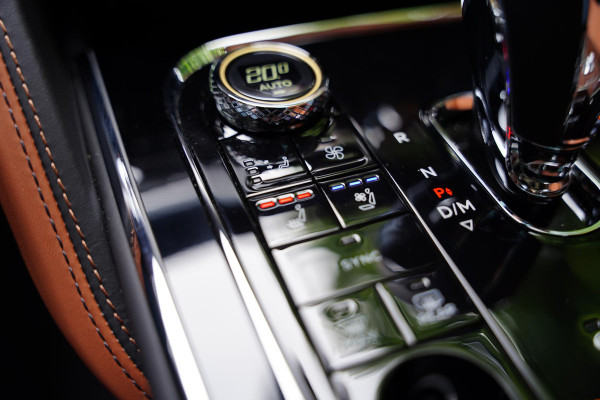 Bentley Flying Spur 2.9 V6 Hybrid Azure GERESERVEERD