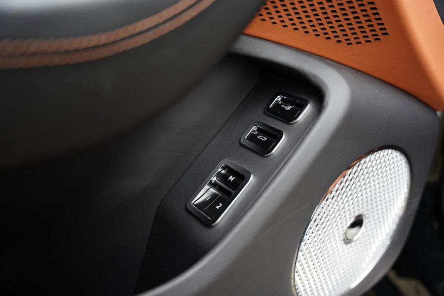 Bentley Flying Spur 2.9 V6 Hybrid Azure GERESERVEERD