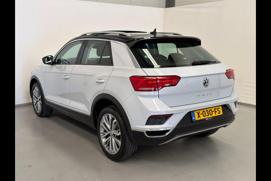Volkswagen T-Roc 1.5 TSI Sport / Automaat / Stoelverwarming / Clima
